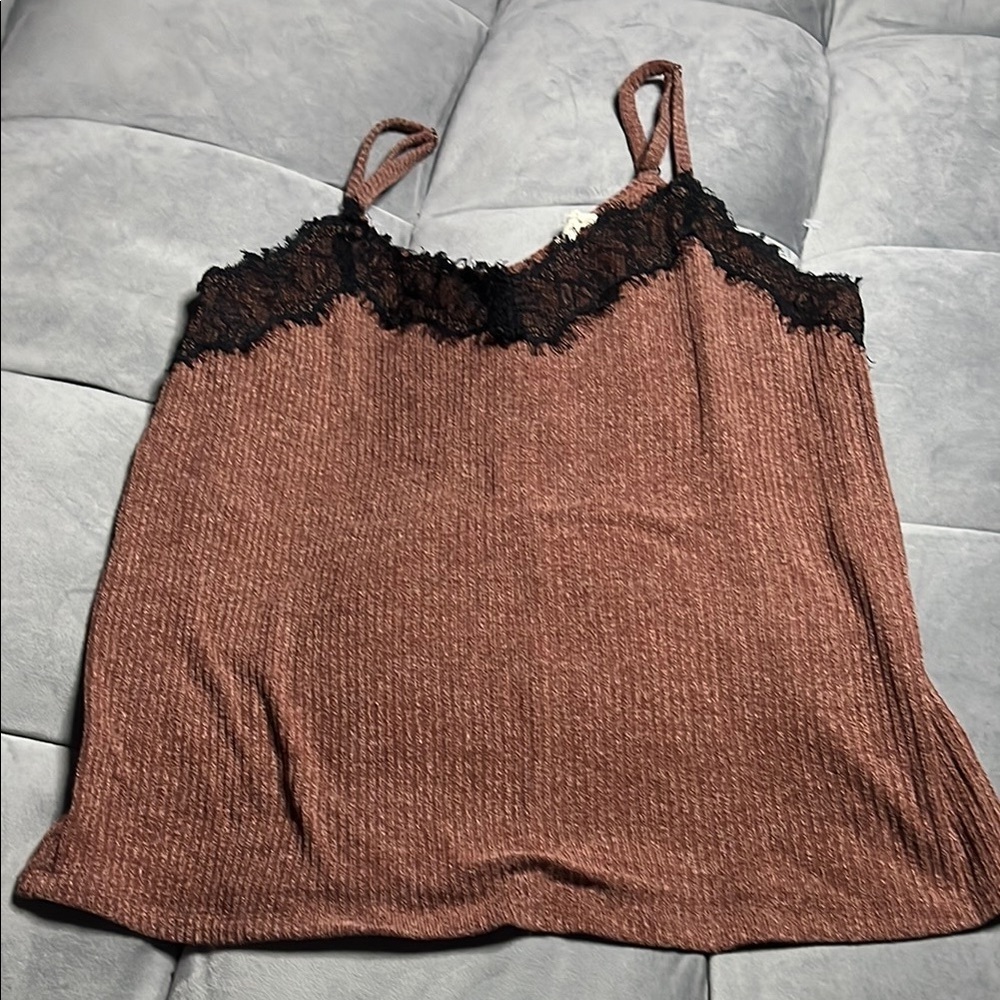 Hem and Thread-Women's Brown Lace Trim Top size small